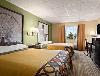 Super 8 by Wyndham Gainesville TX