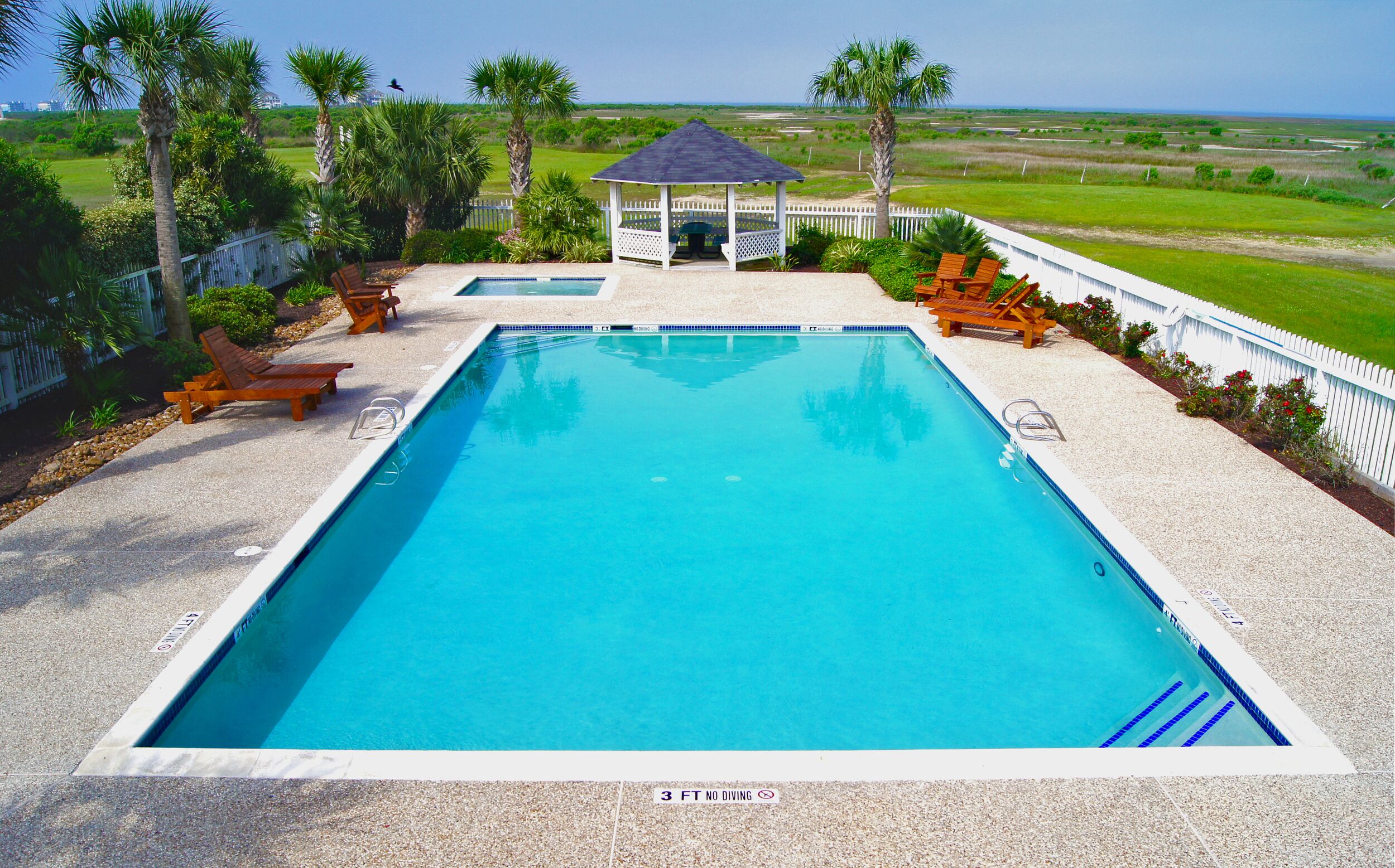 A View to Remember 3 BR Home by RedAwning