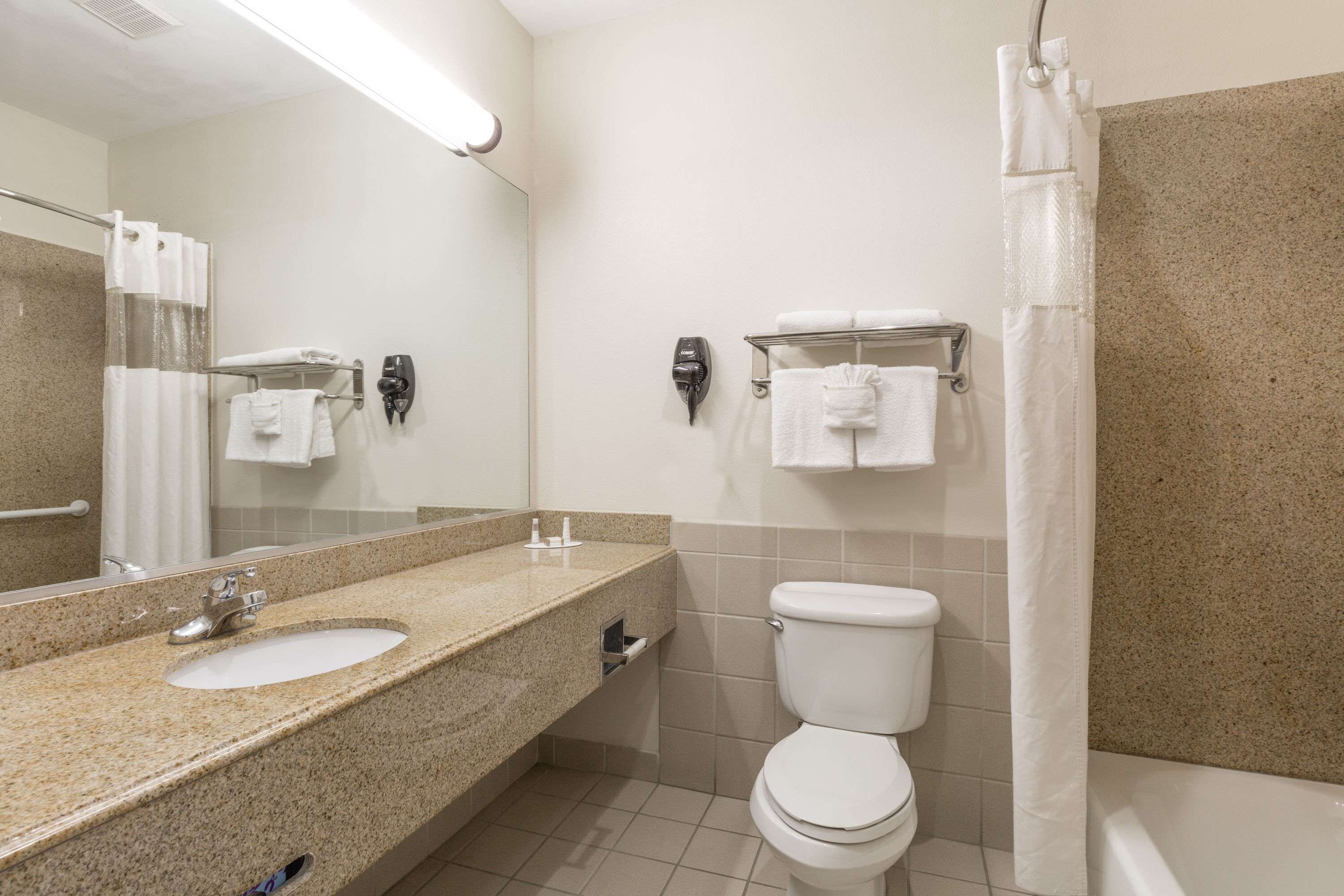 Baymont by Wyndham Galveston