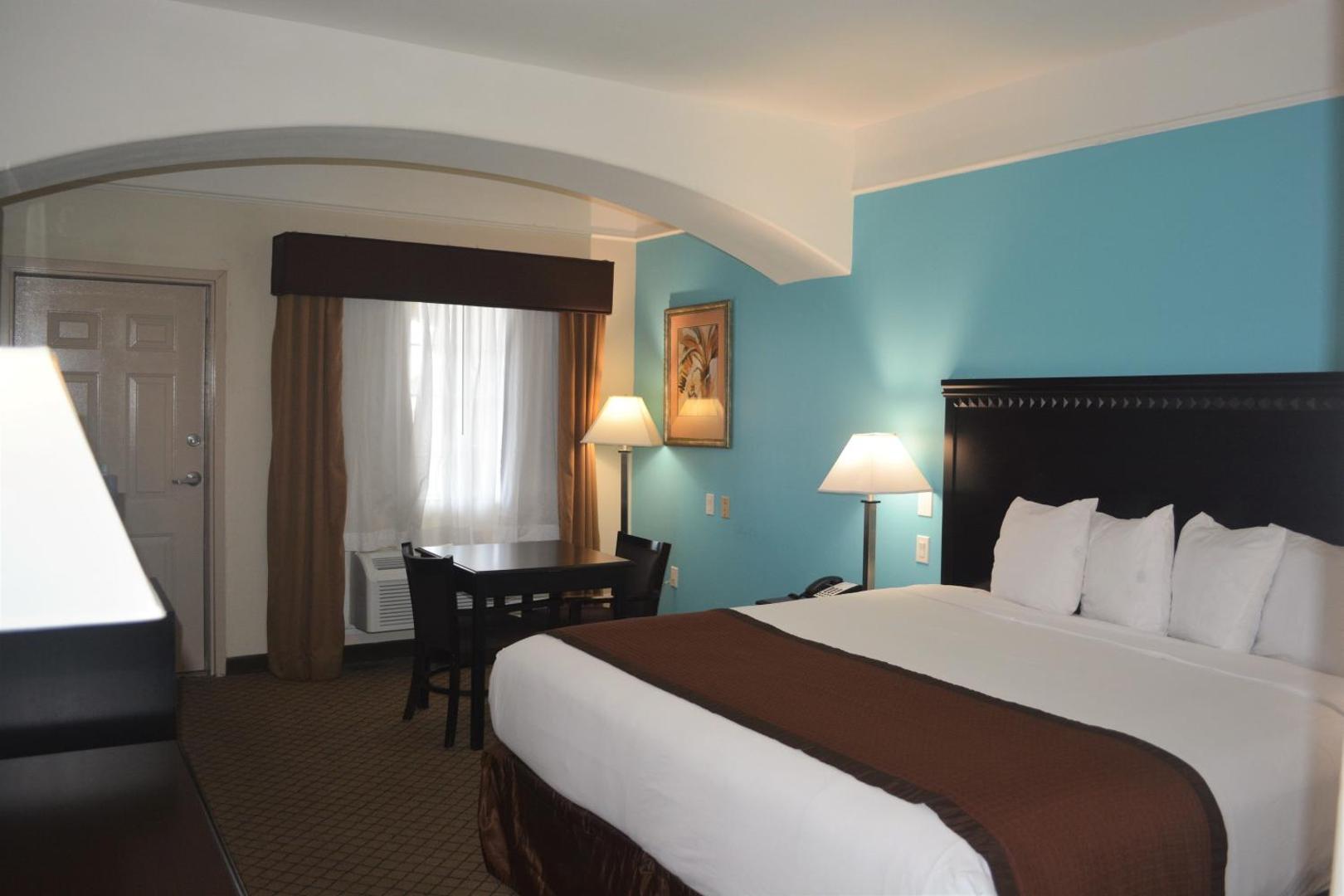 Baymont by Wyndham Galveston