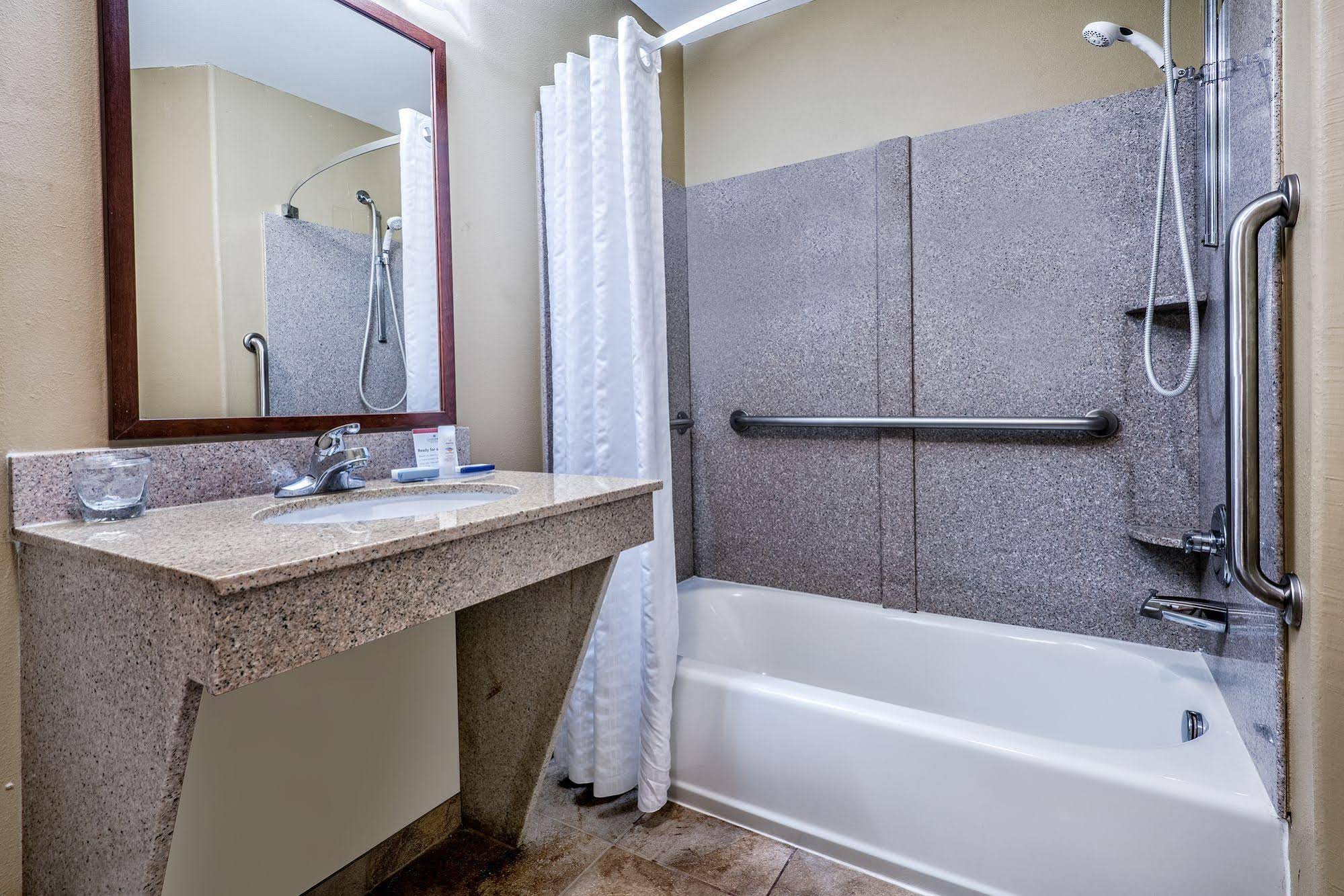 Candlewood Suites Galveston