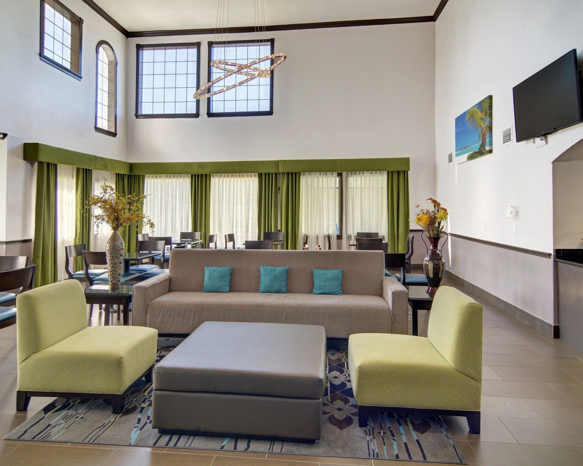 Spark By Hilton Galveston