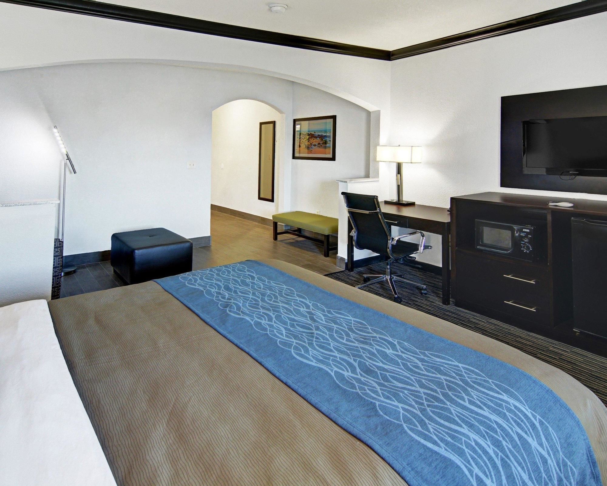 Spark By Hilton Galveston