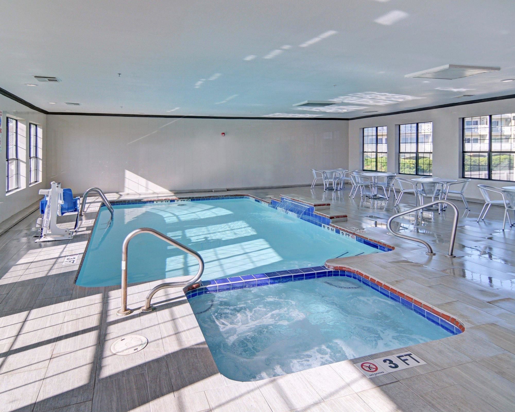 Spark By Hilton Galveston