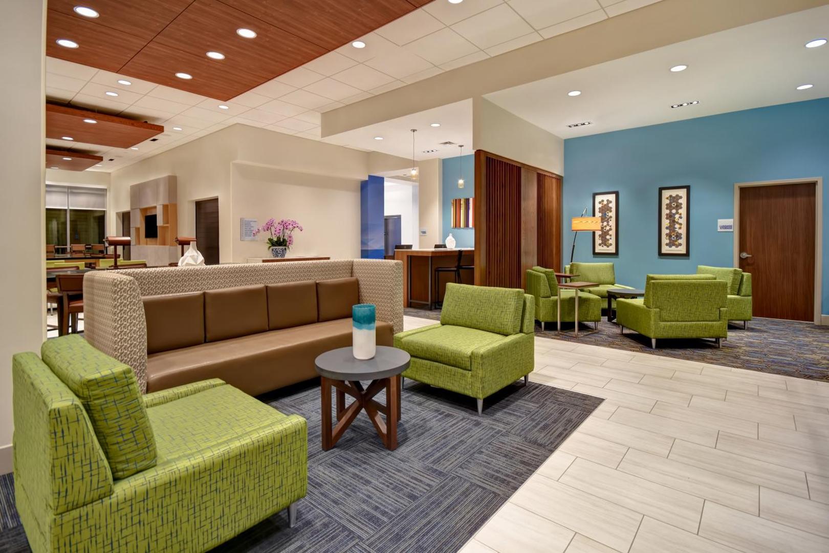 Holiday Inn Express & Suites Galveston Beach