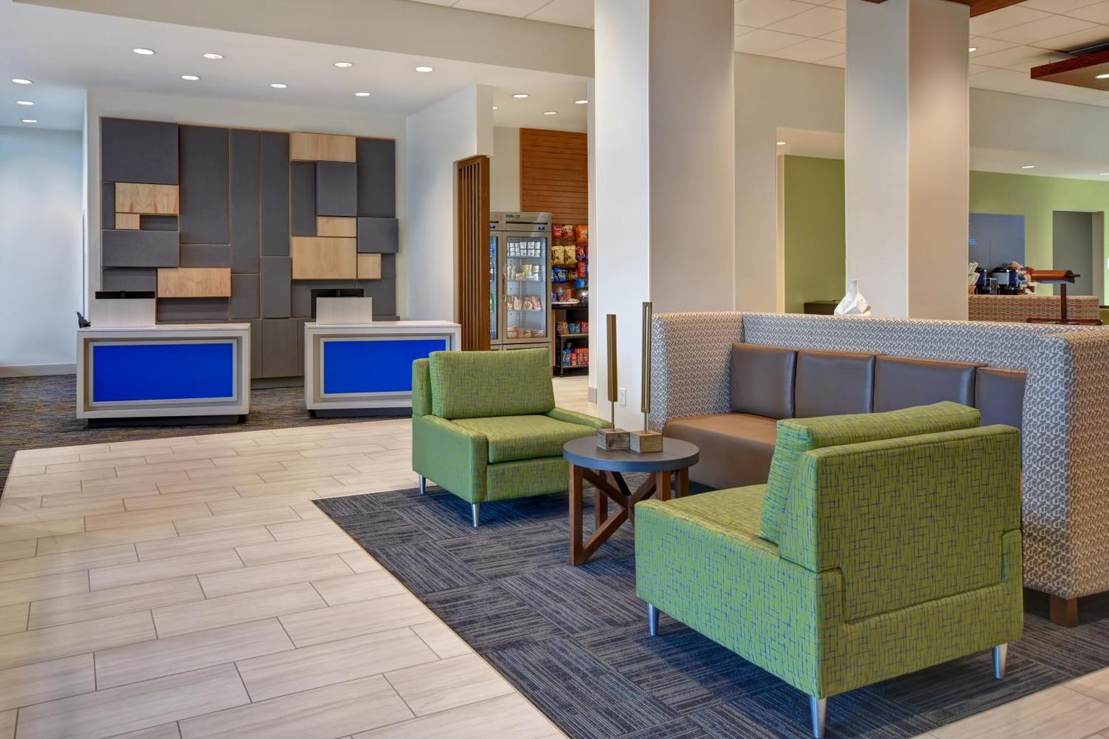 Holiday Inn Express & Suites Galveston Beach