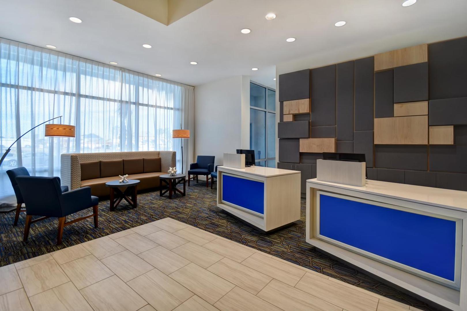 Holiday Inn Express & Suites Galveston Beach