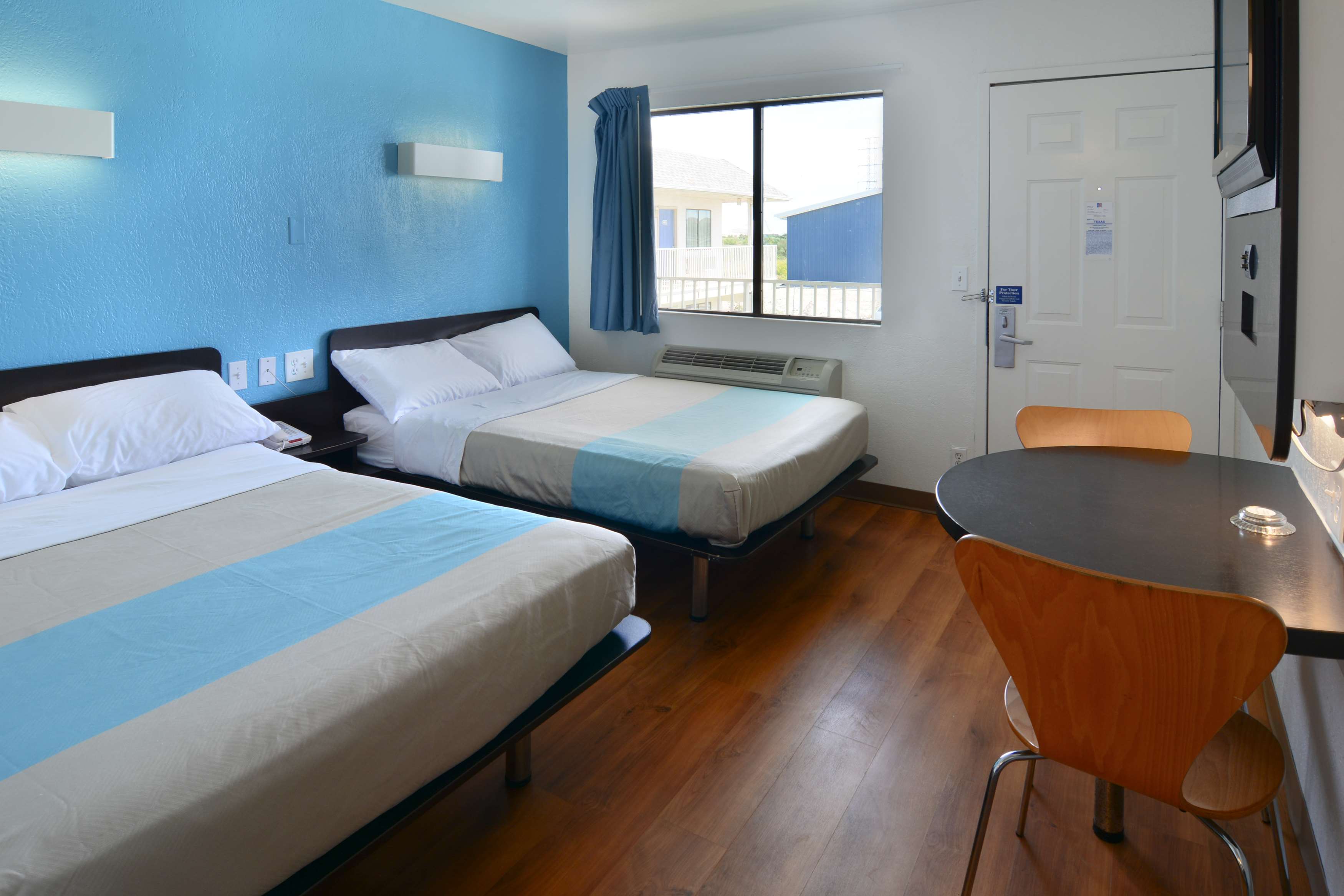 Motel 6 Galveston, TX