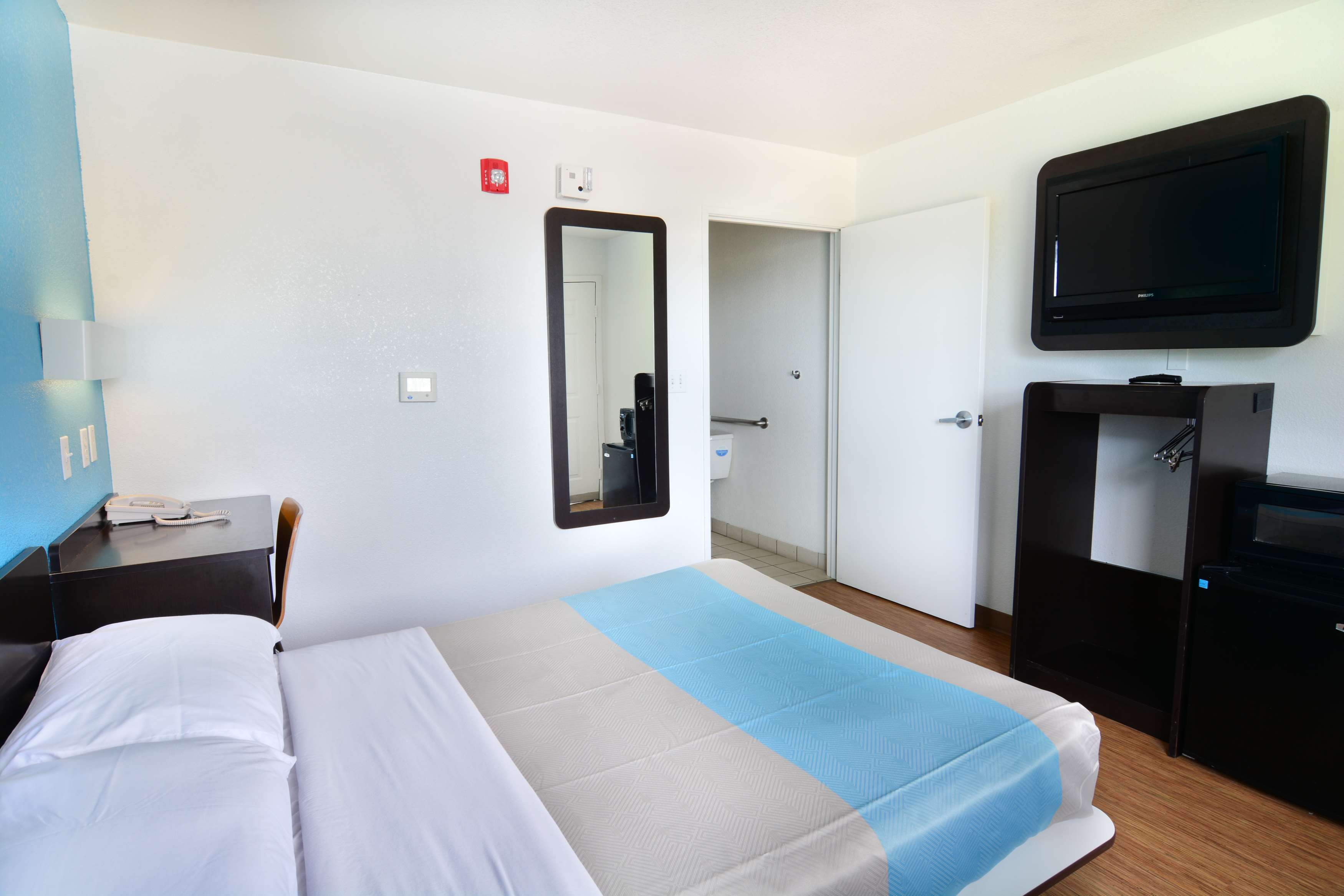 Motel 6 Galveston, TX