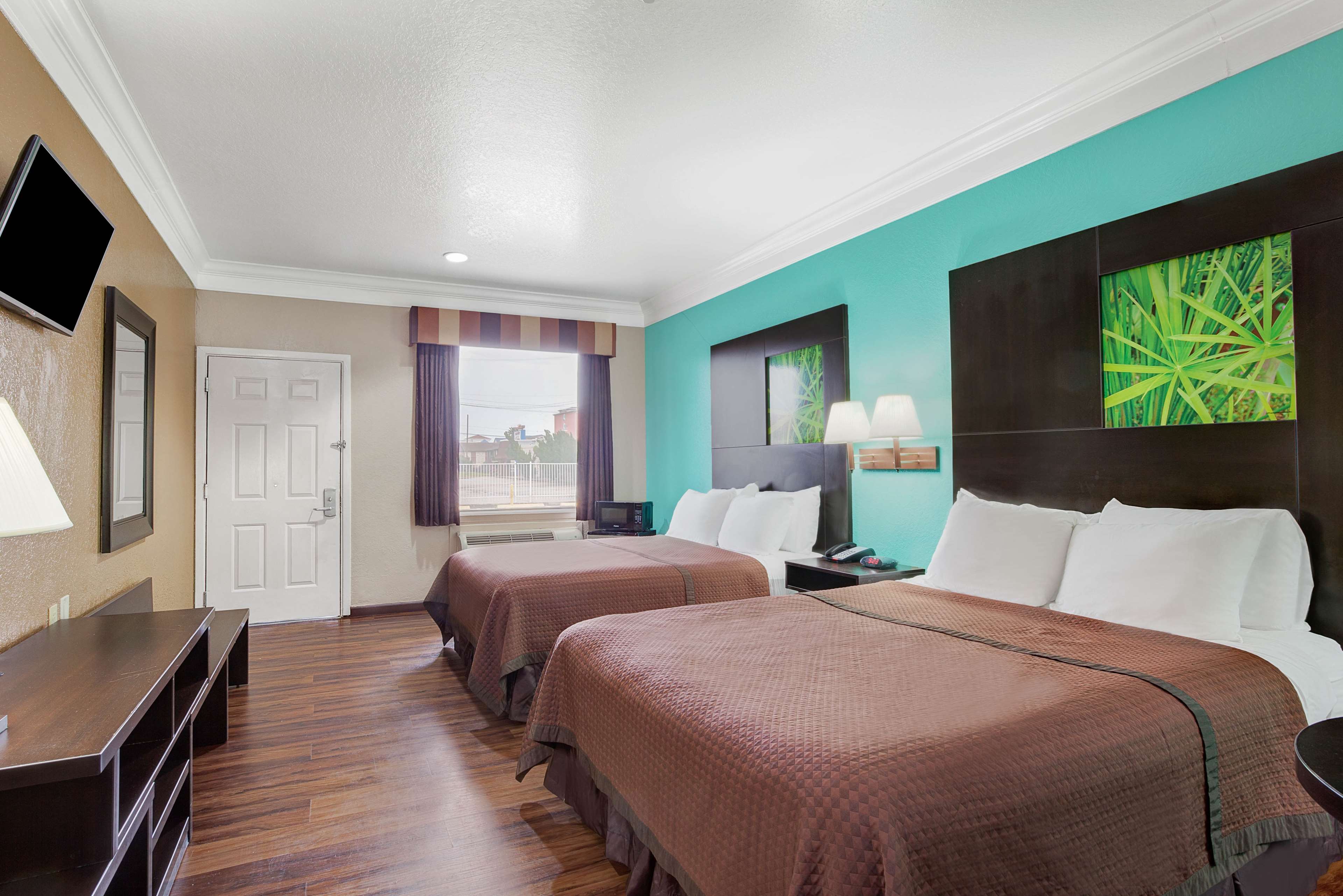Super 8 by Wyndham Galveston