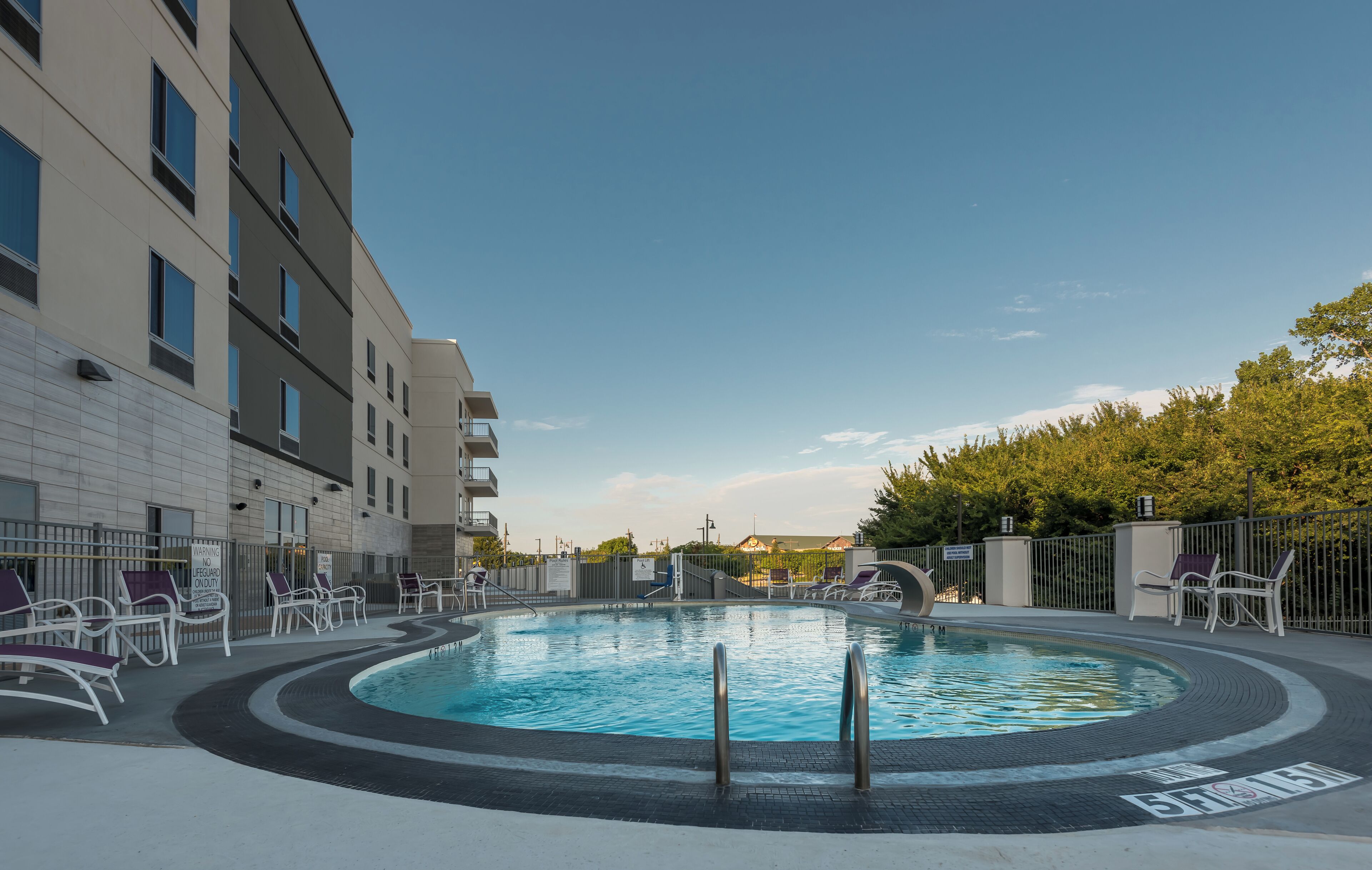 Holiday Inn Express & Suites Garland E Lake Hubbard I30