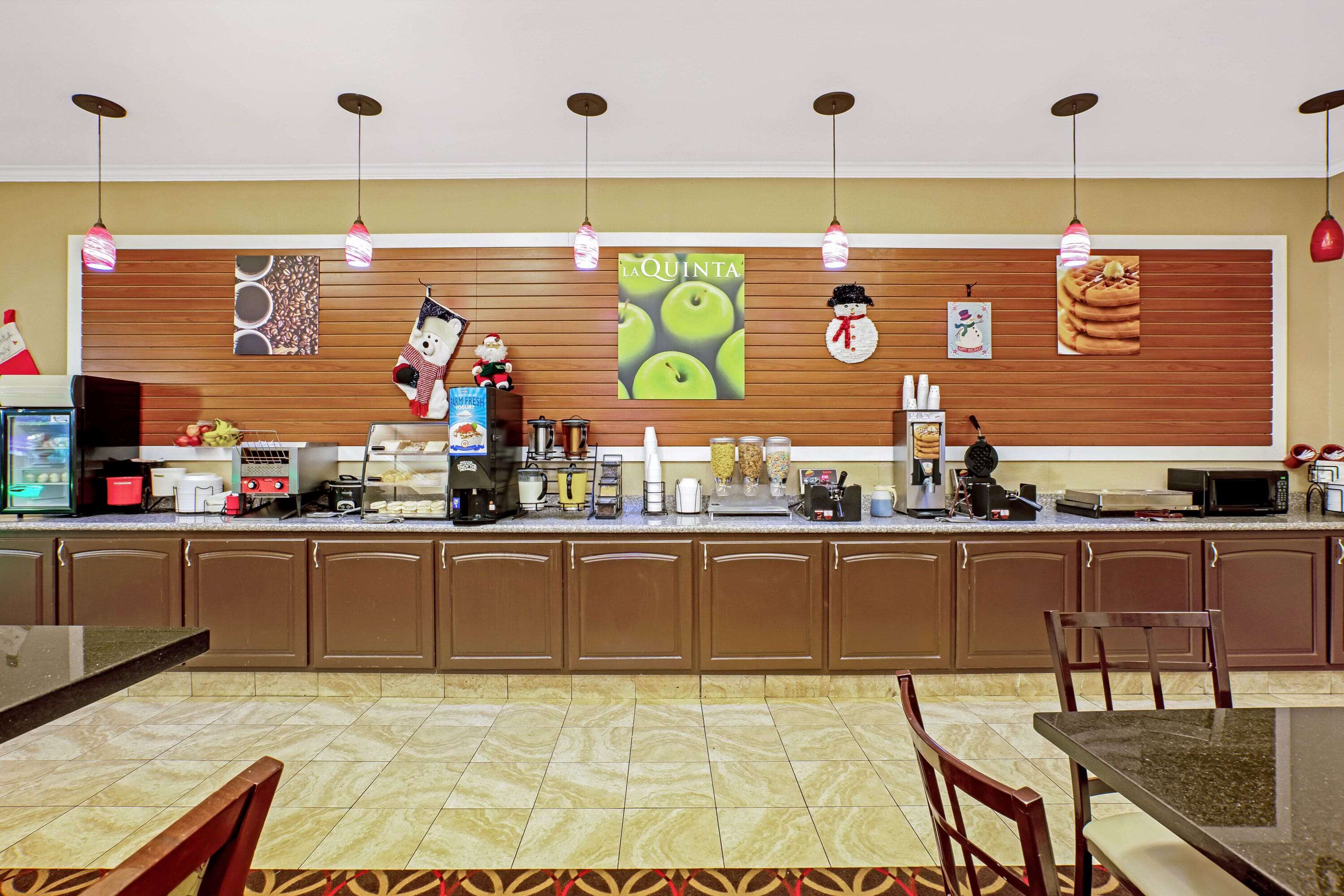 La Quinta Inn & Suites by Wyndham Garland Harbor Point