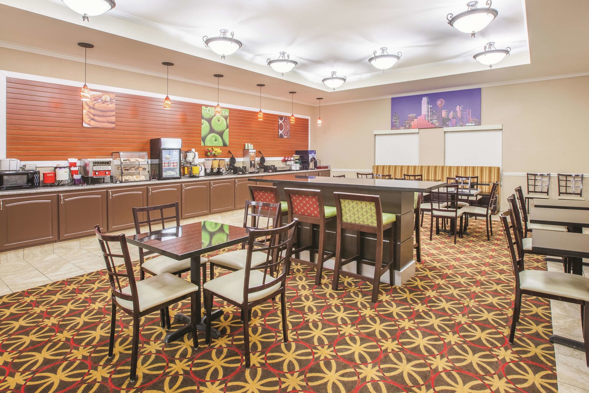 La Quinta Inn & Suites by Wyndham Garland Harbor Point