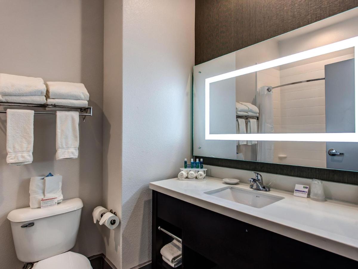 Holiday Inn Express & Suites Gatesville - N. Ft Hood