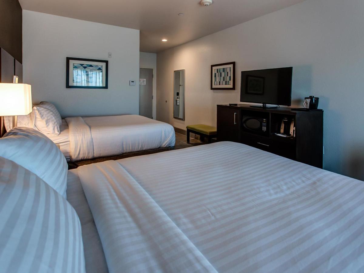Holiday Inn Express & Suites Gatesville - N. Ft Hood