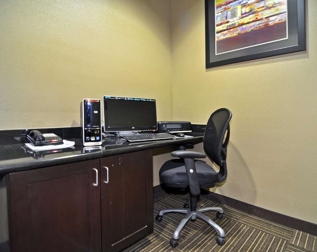 Best Western Giddings Inn & Suites