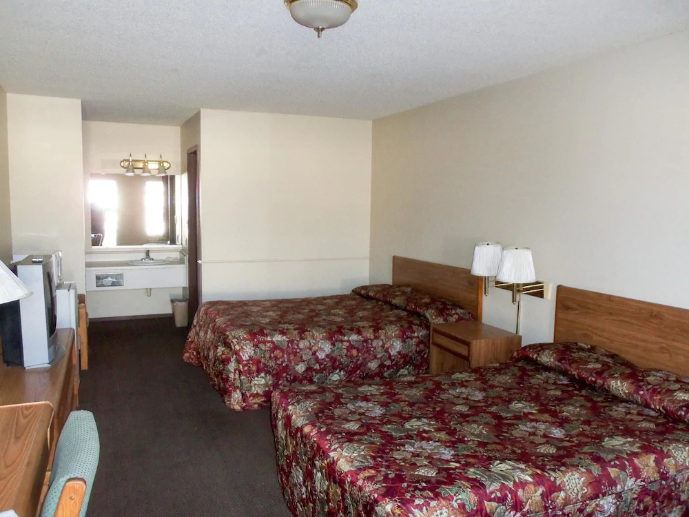 Motel 6 Giddings, TX