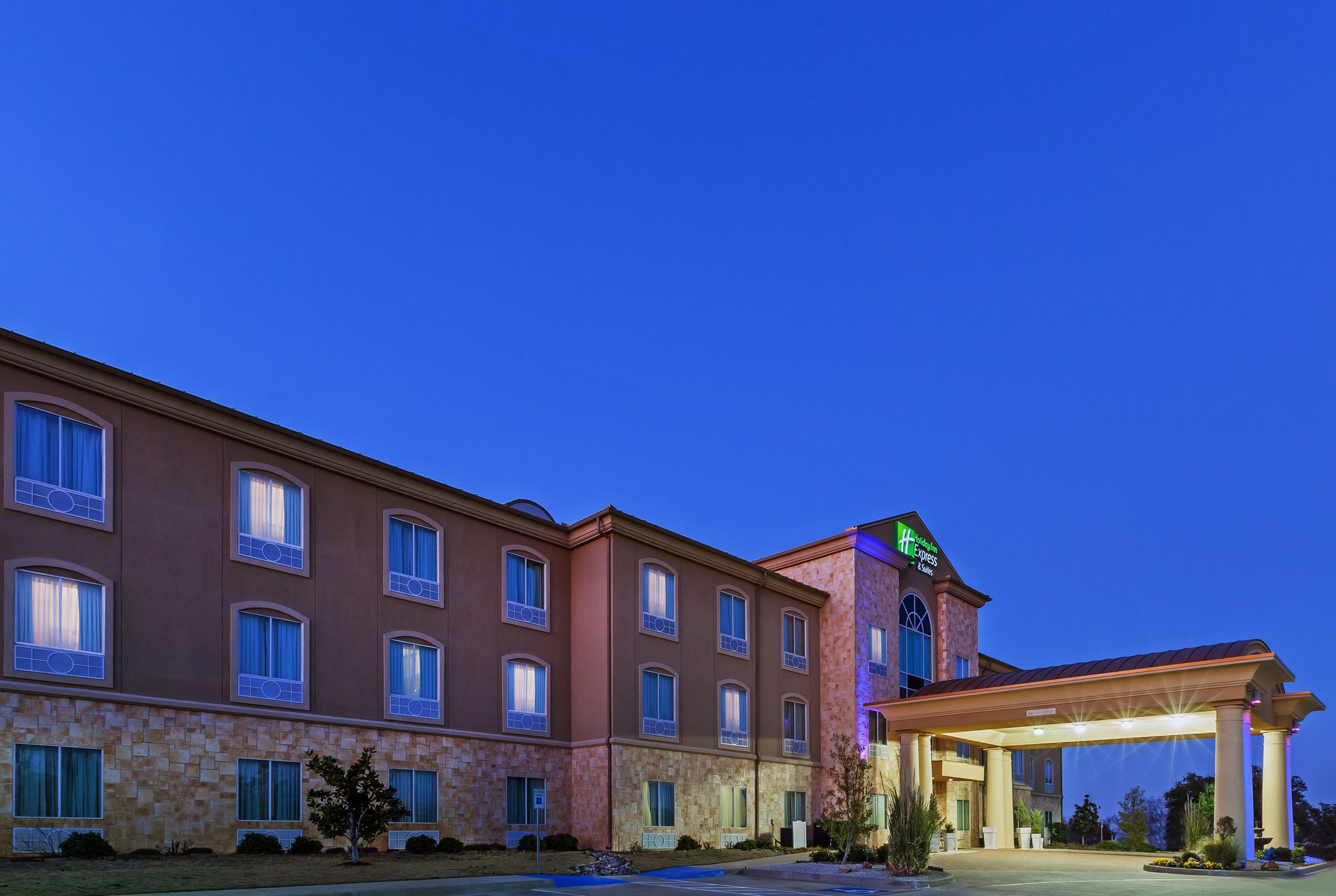Holiday Inn Express Hotel & Suites Glen Rose