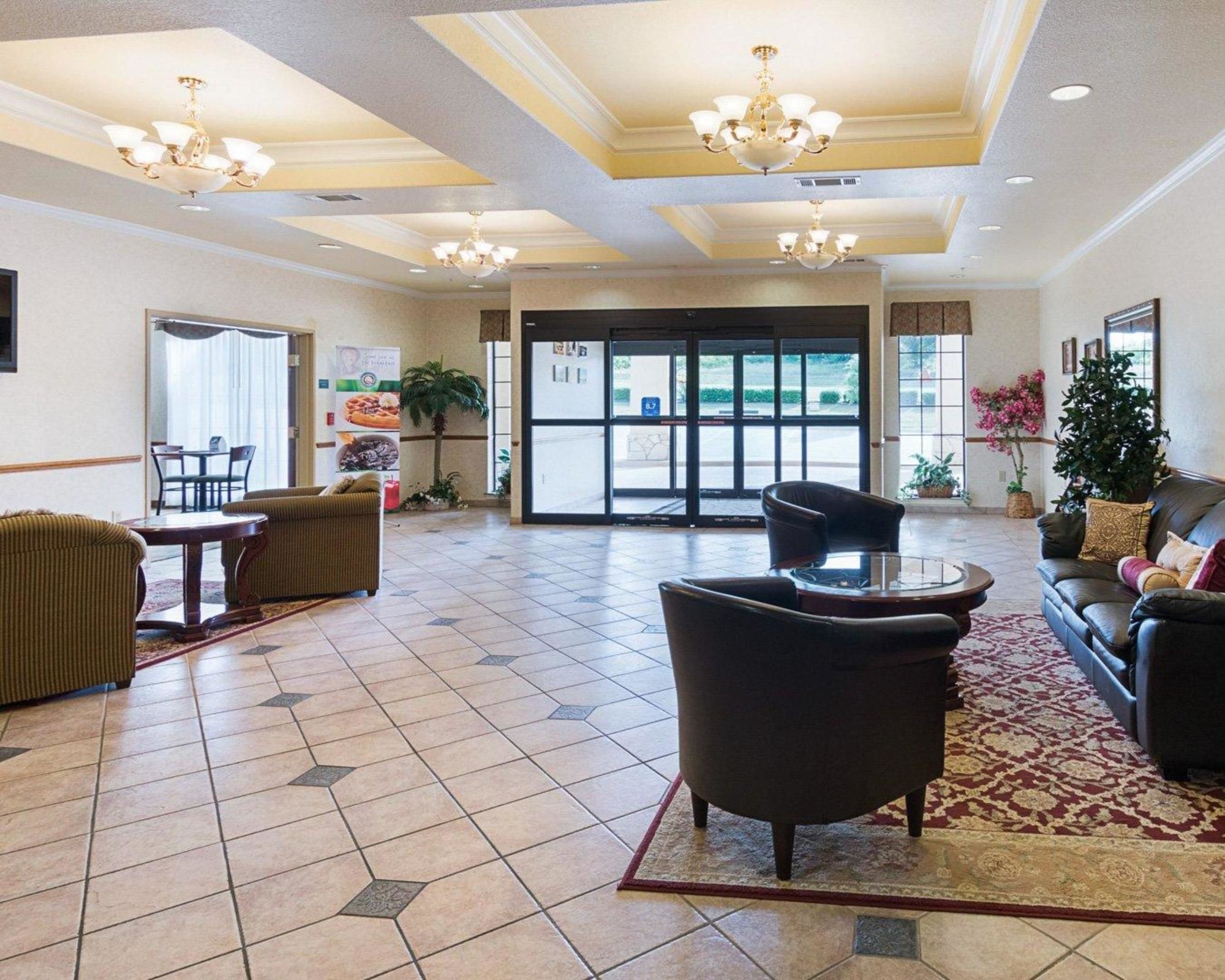 Quality Inn & Suites
