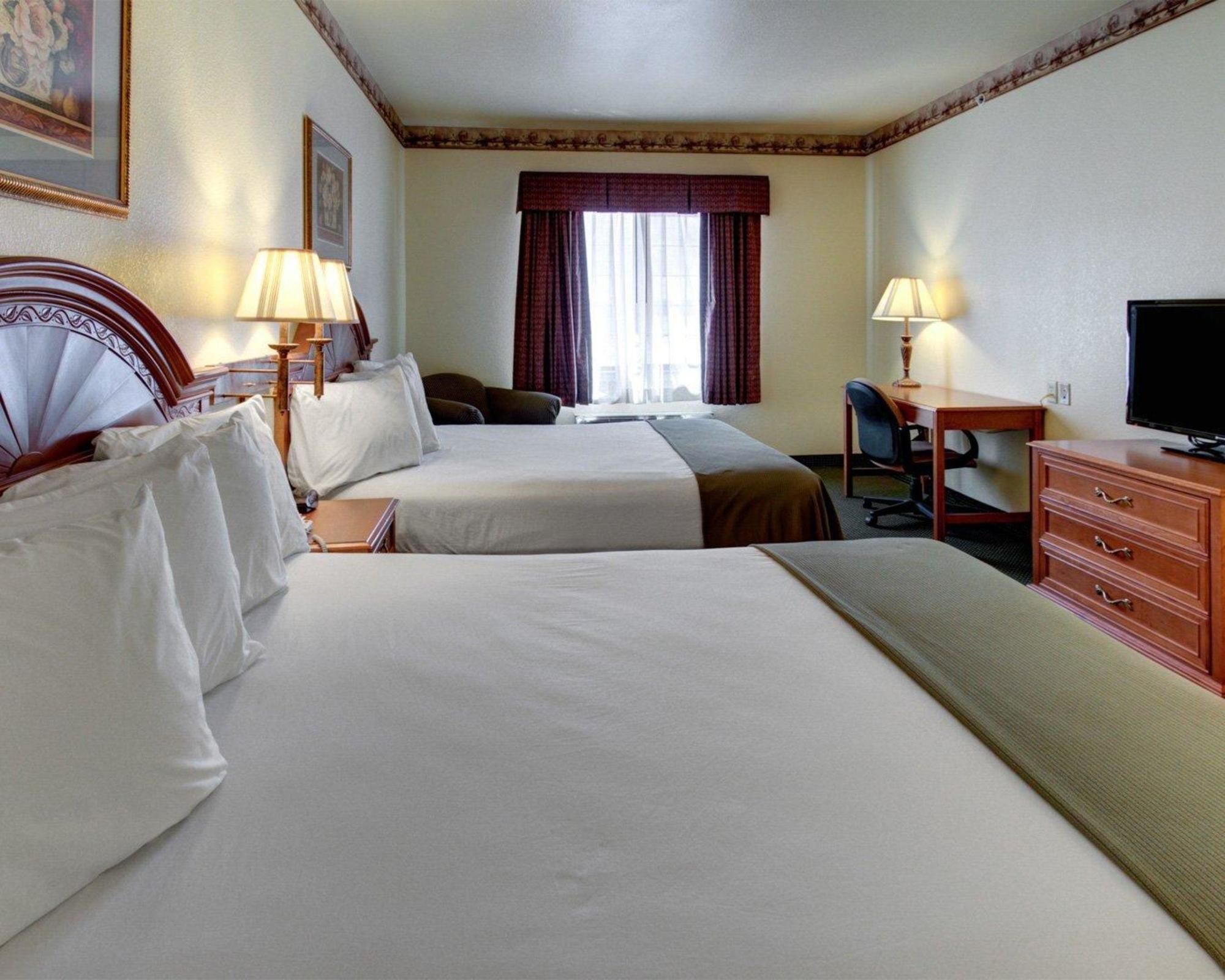 Quality Inn & Suites