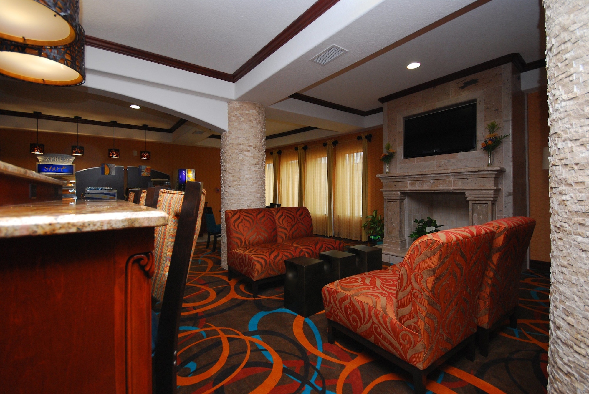 Holiday Inn Express Gonzales