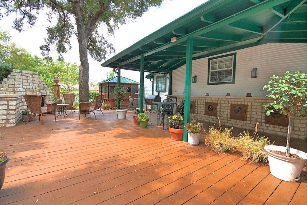 Granbury Gardens Bed And Break