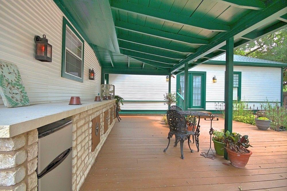 Granbury Gardens Bed And Break