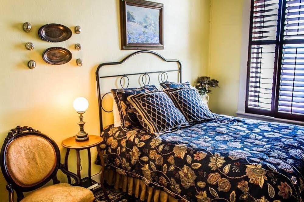 Historic Nutt House Hotel