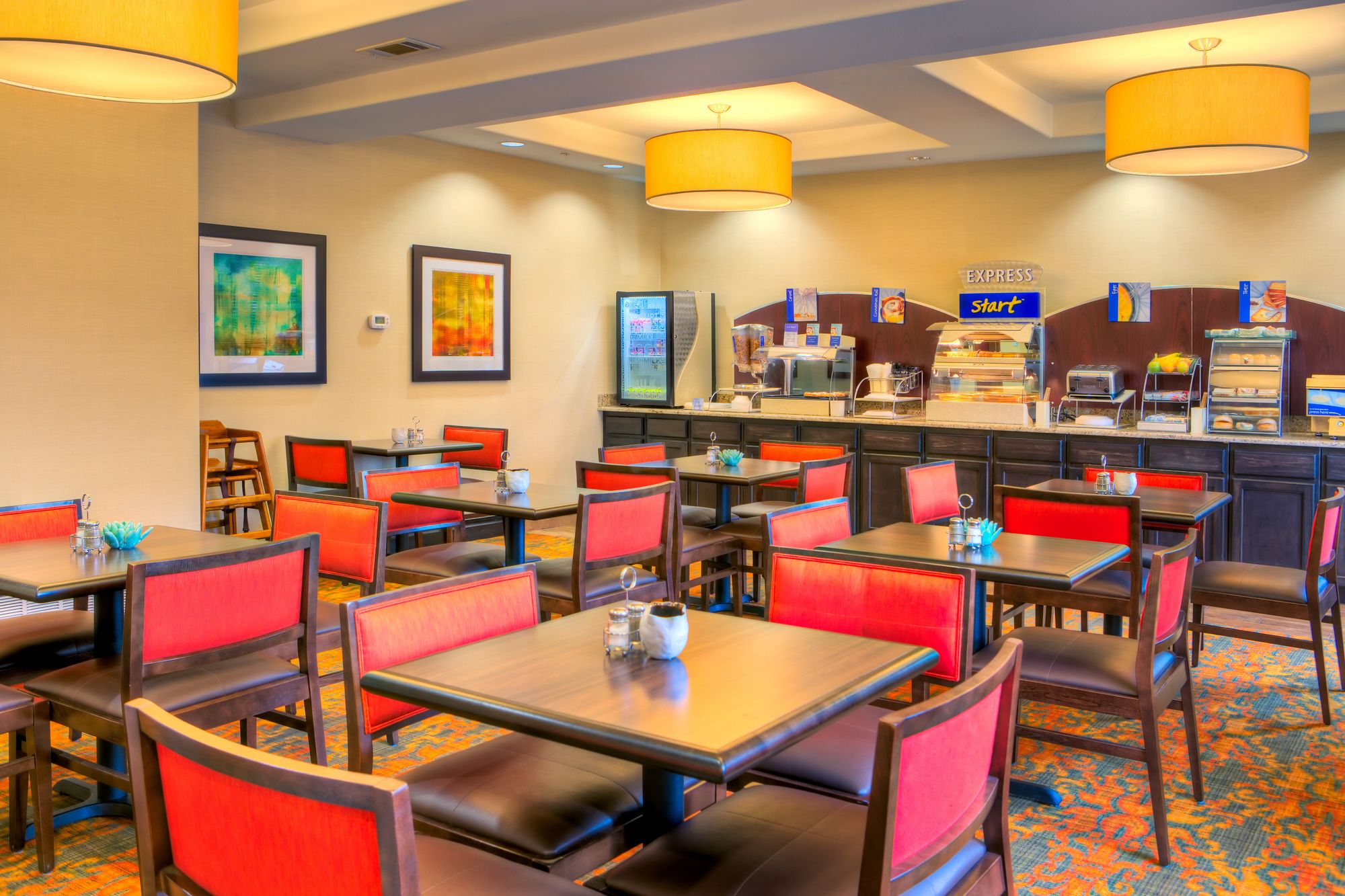 Holiday Inn Express Hotel & Suites Granbury