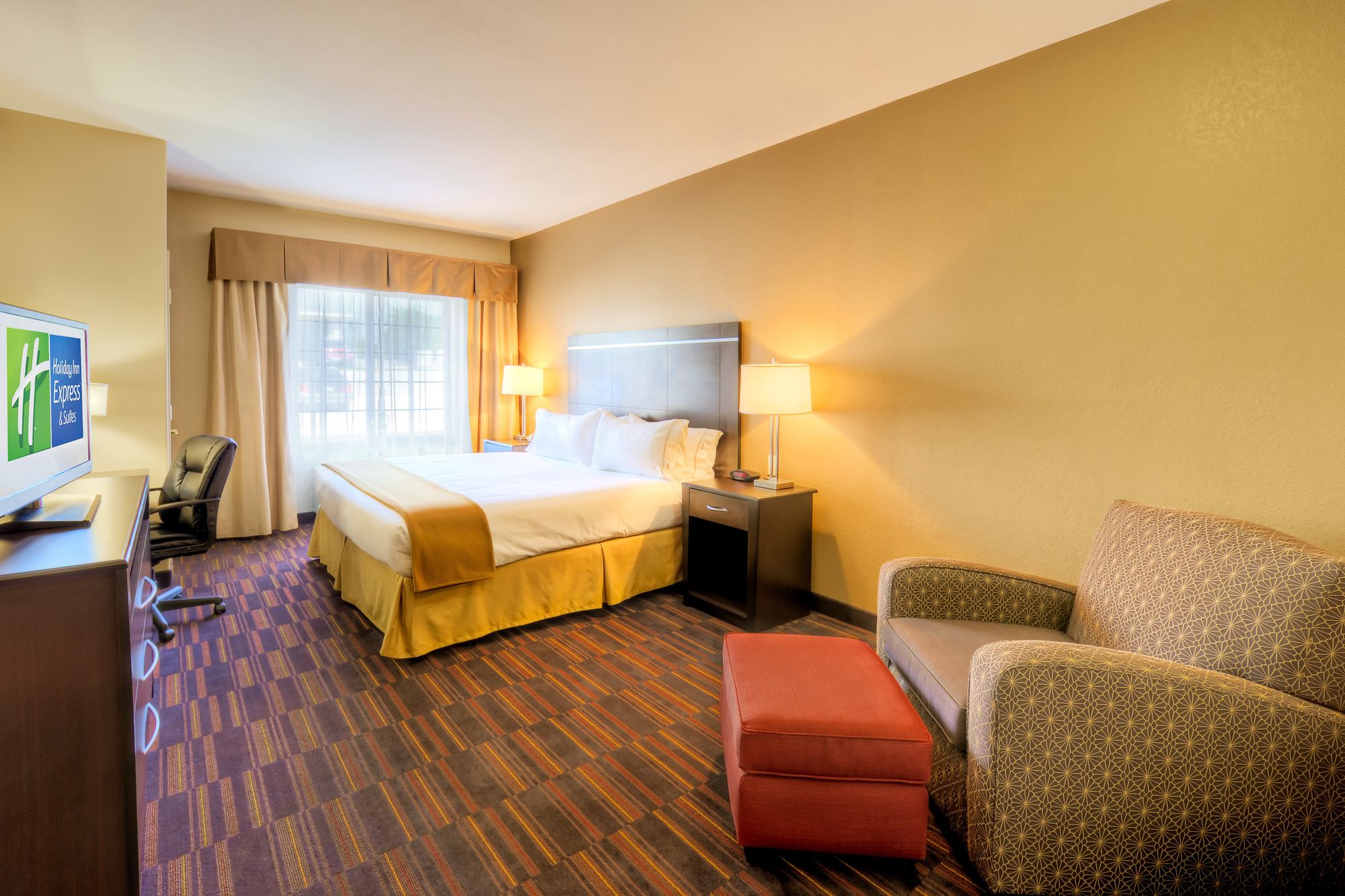 Holiday Inn Express Hotel & Suites Granbury
