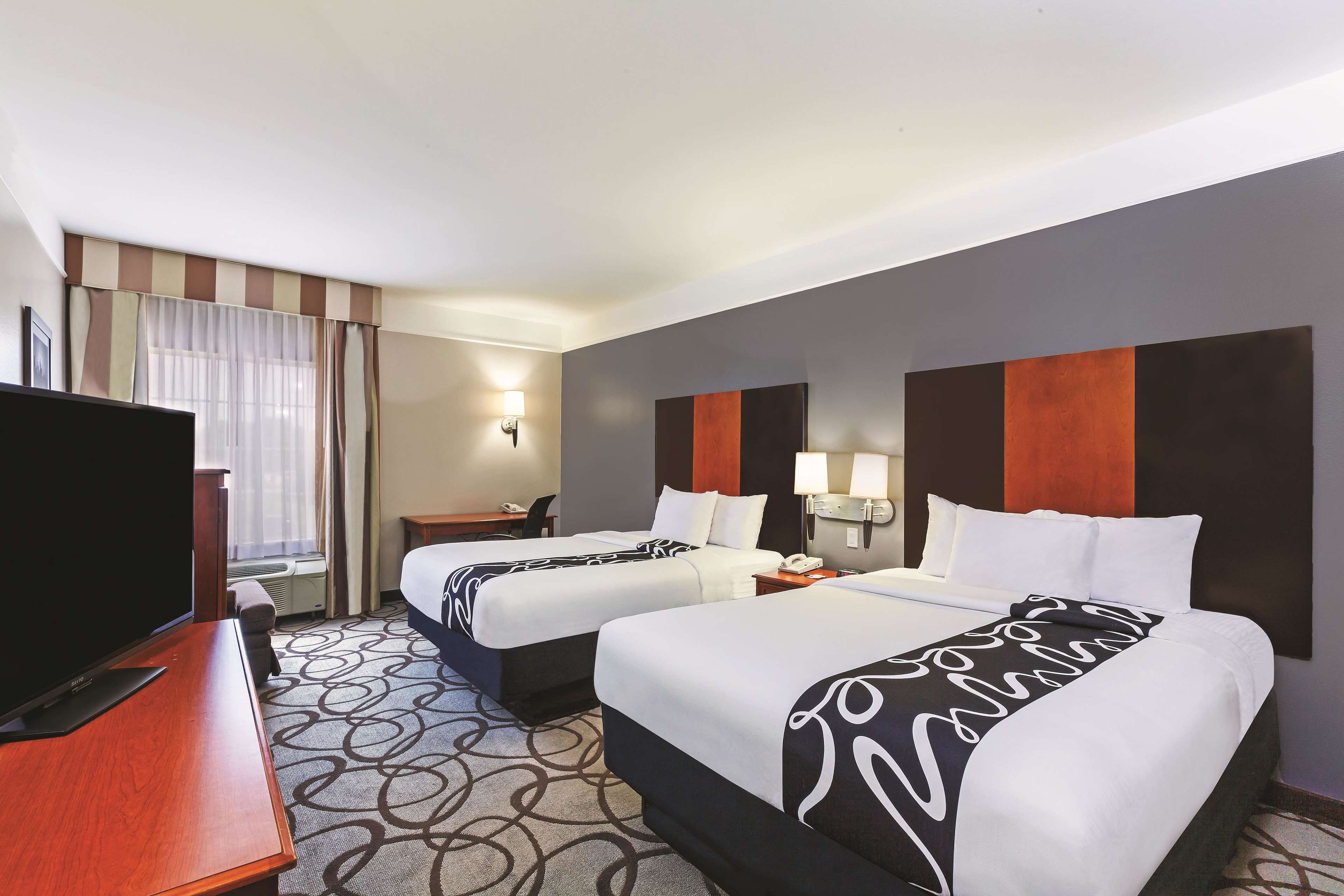 La Quinta Inn & Suites by Wyndham Granbury