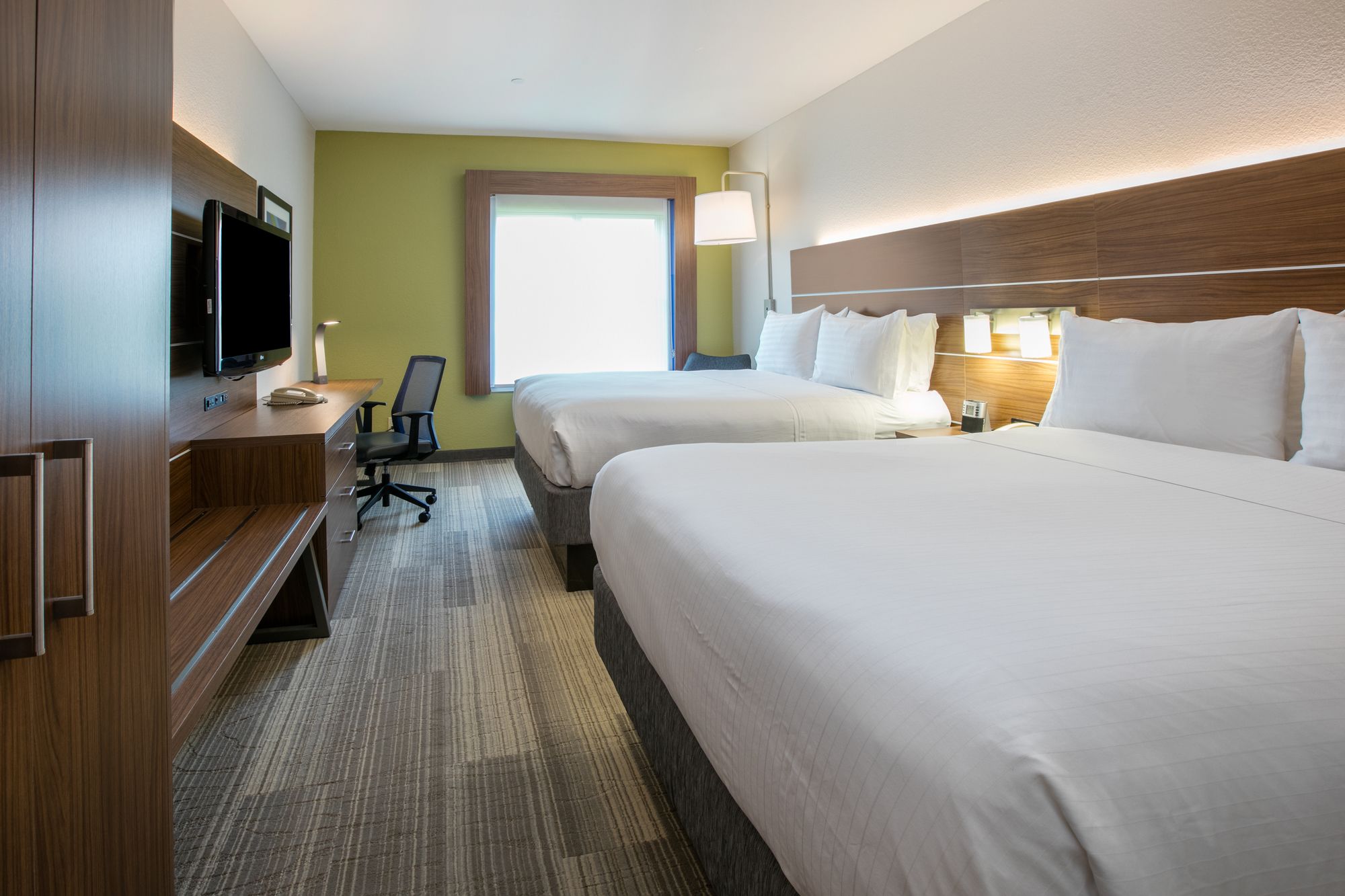 Holiday Inn Express & Suites Dallas - Grand Prairie I-20