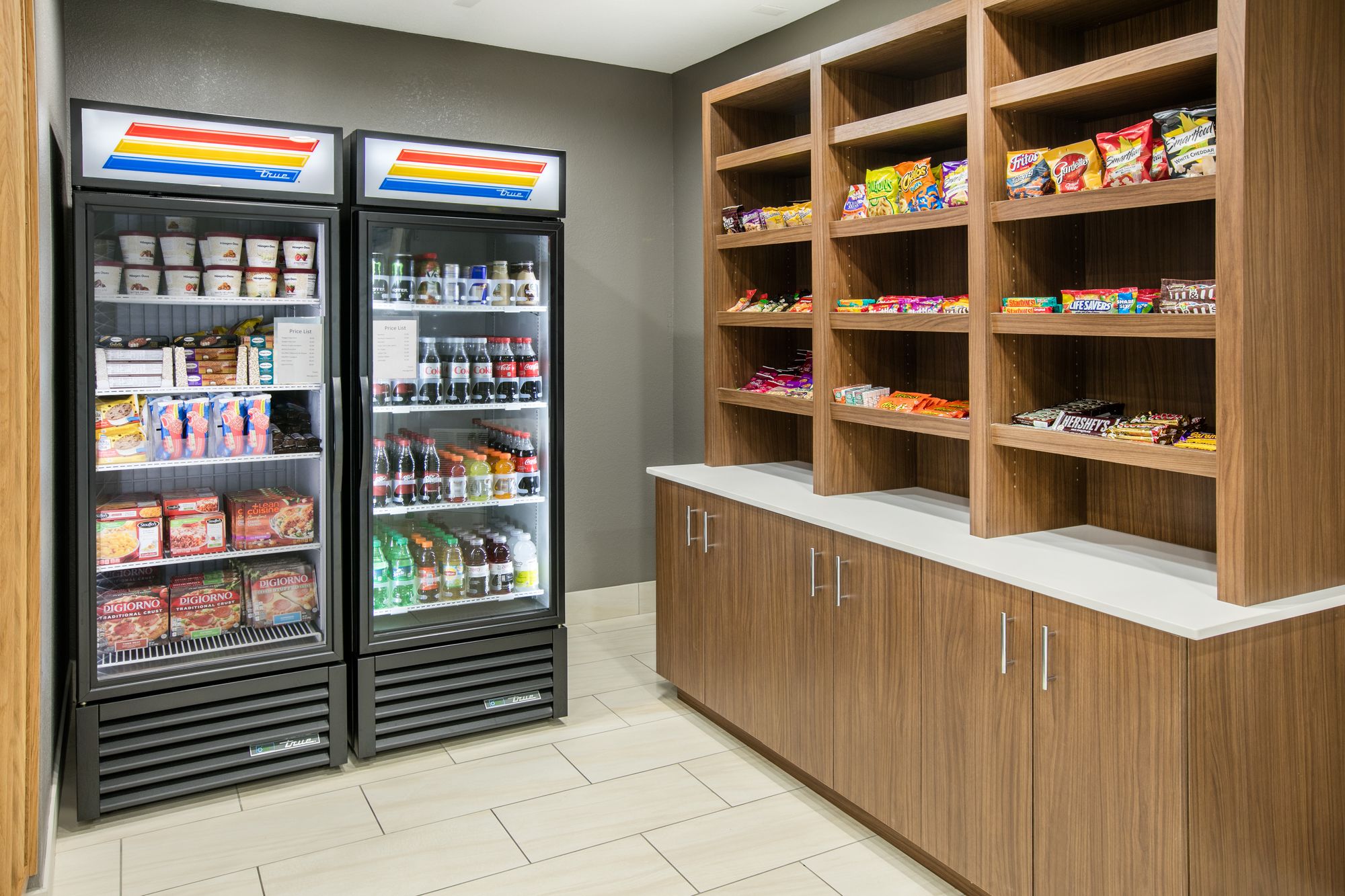 Holiday Inn Express & Suites Dallas - Grand Prairie I-20