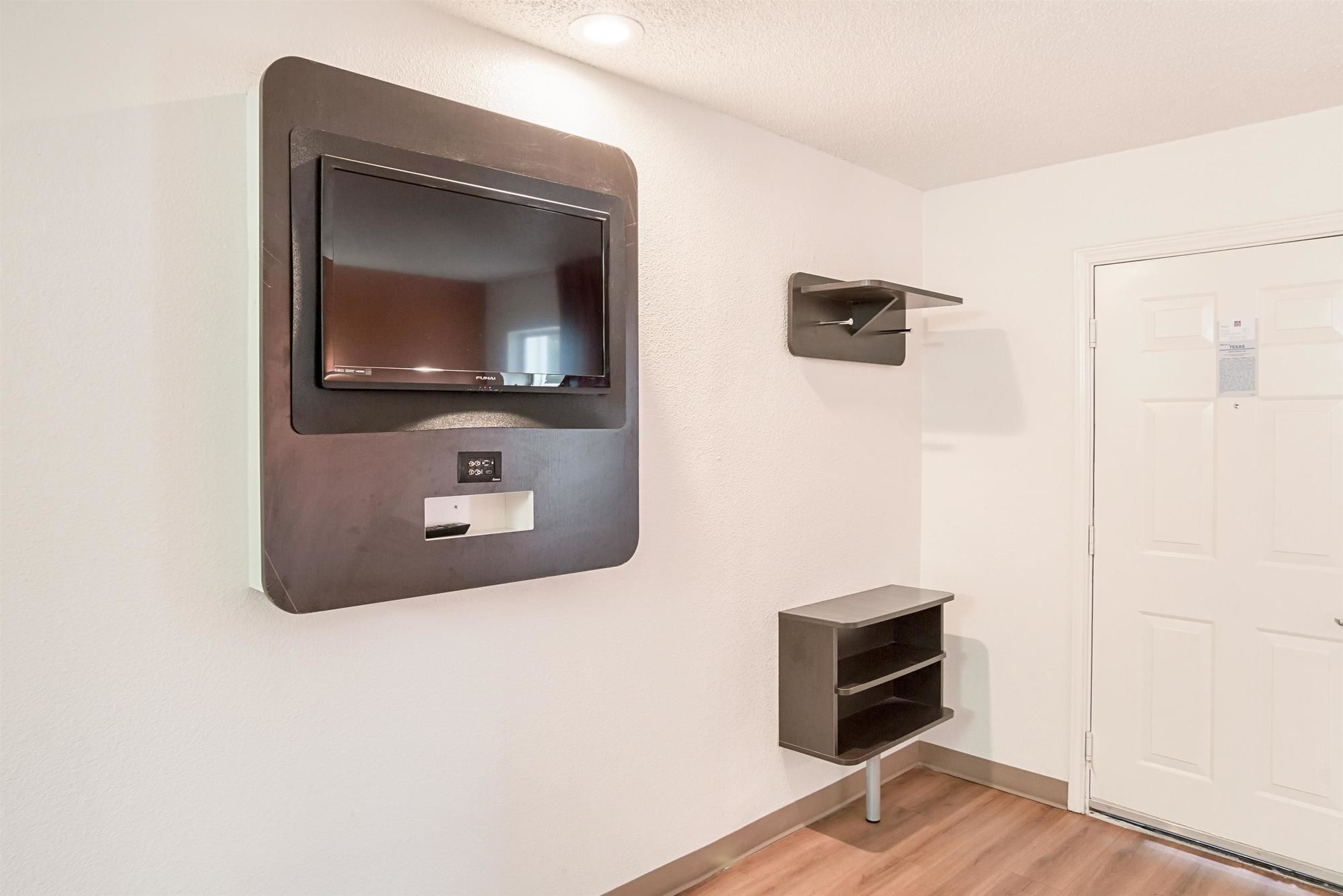 Motel 6 Grand Prairie