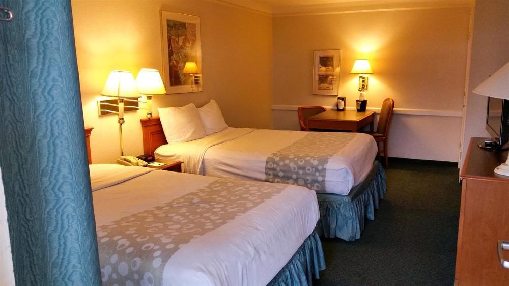 Motel 6 Grand Prairie - Interstate 30