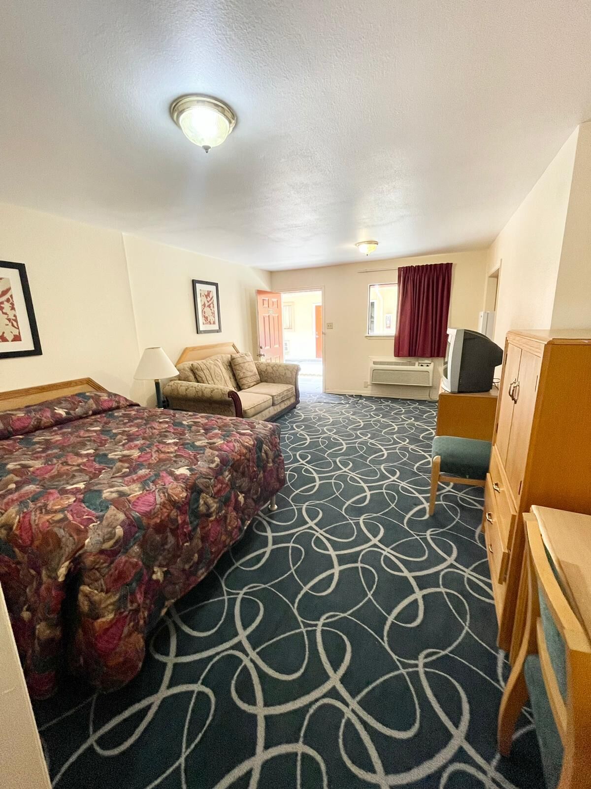 Relax Motel