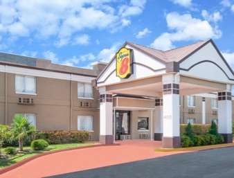 Super 8 by Wyndham Grand Prairie North