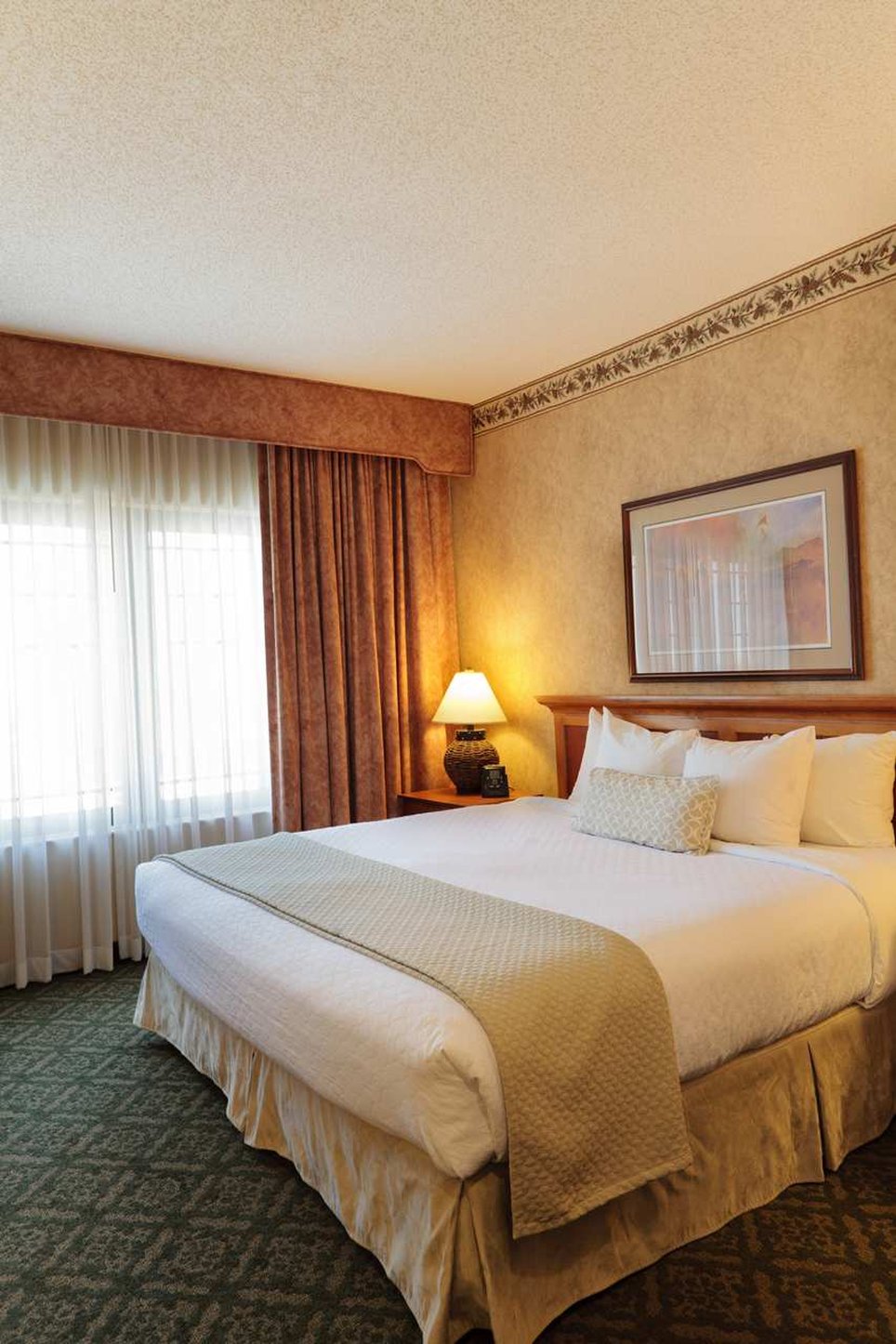 Embassy Suites by Hilton Grapevine DFW Airport North