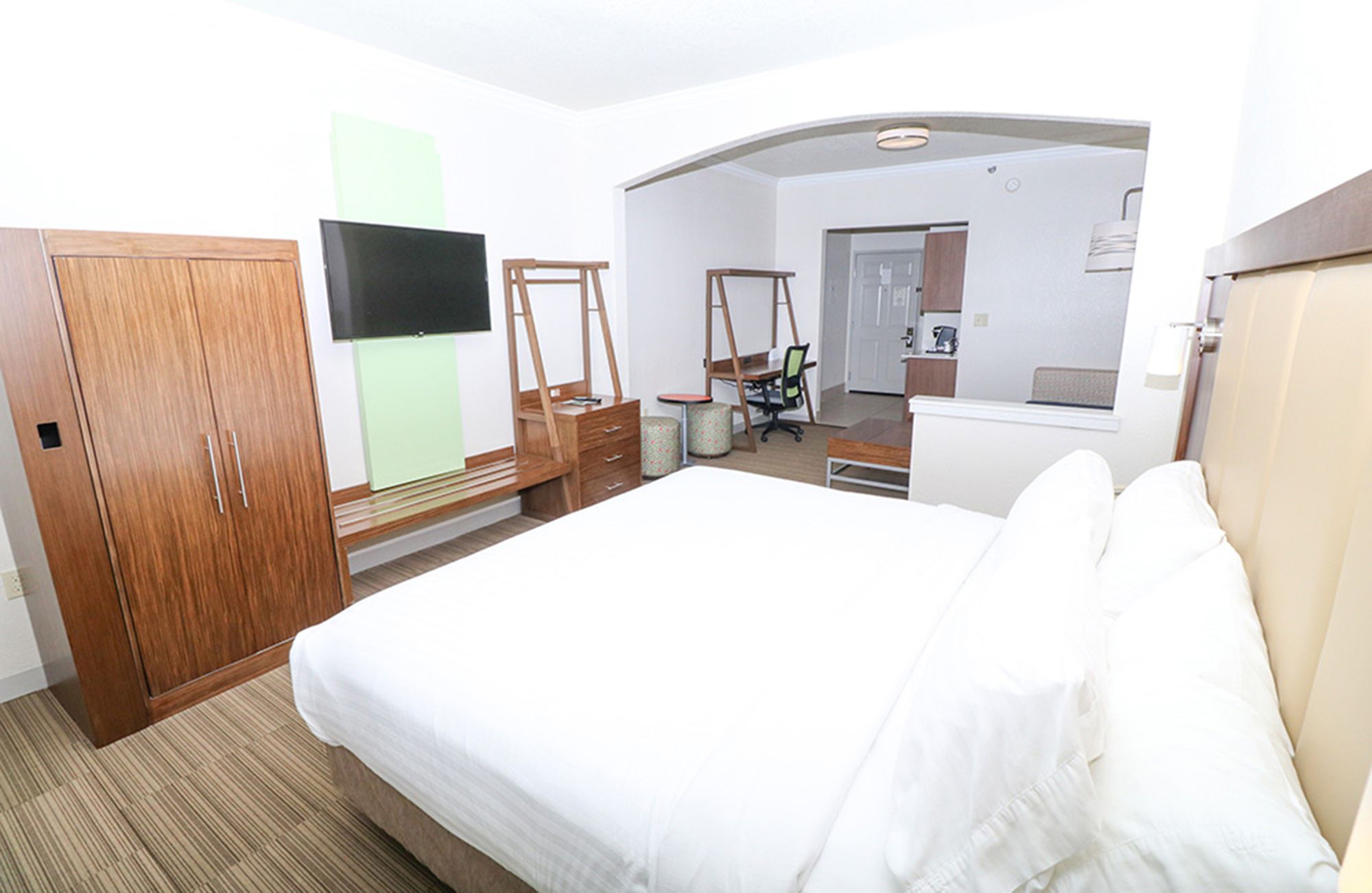 Holiday Inn Express & Suites Greenville