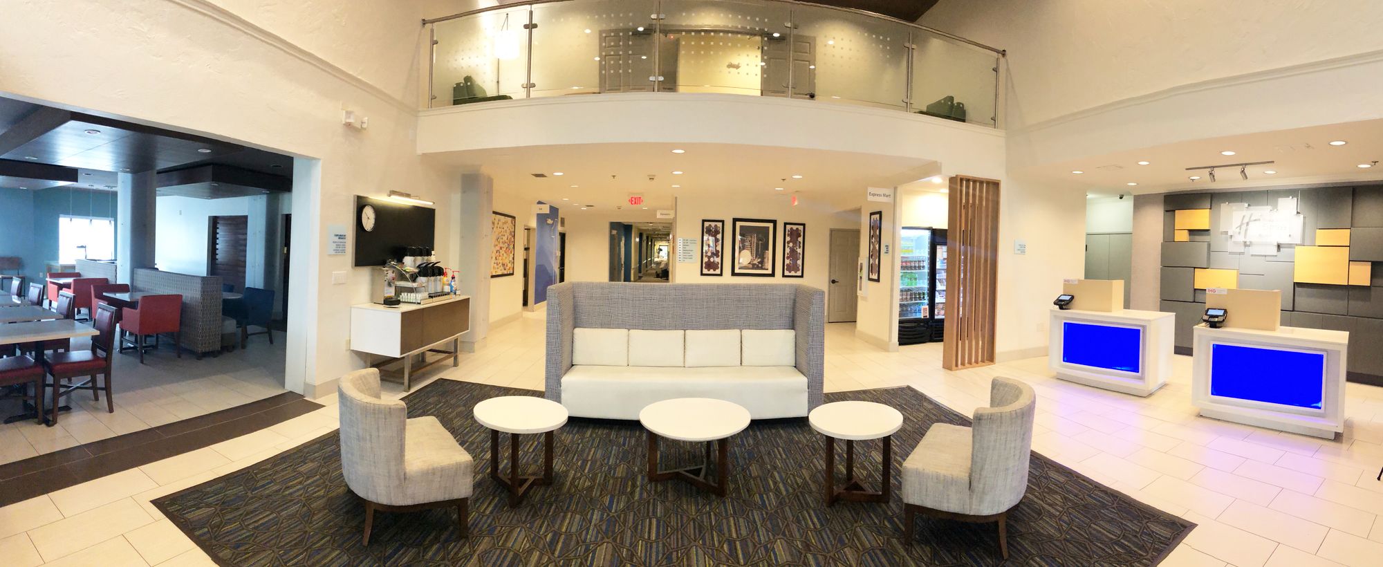 Holiday Inn Express & Suites Greenville