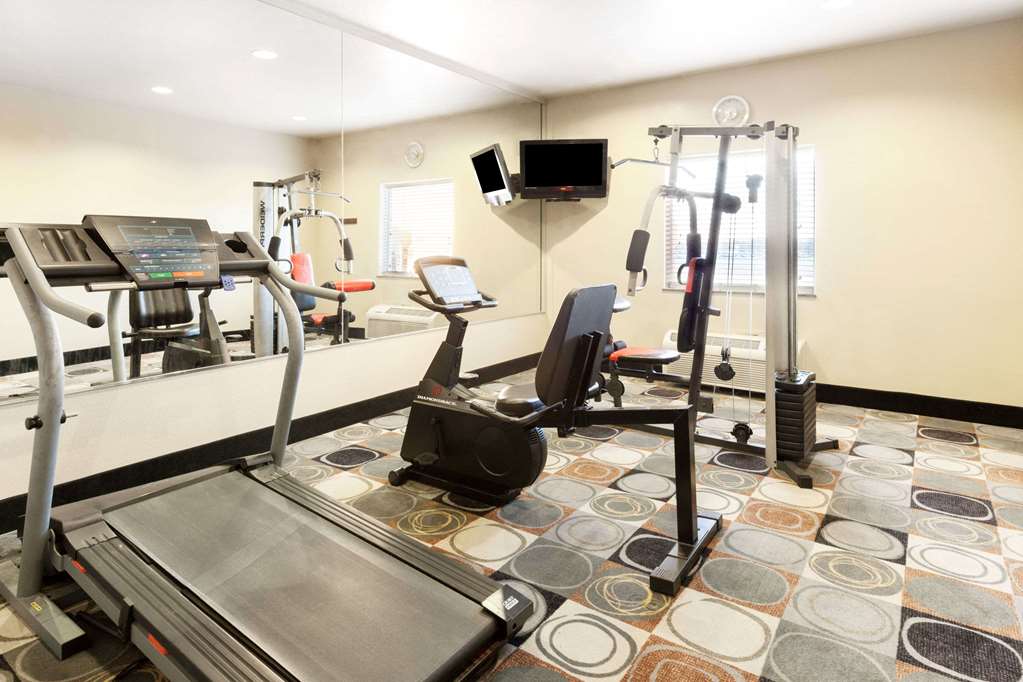 Lone Star Inn & Suites