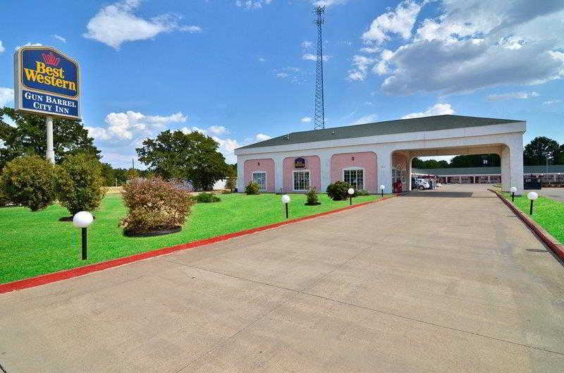 Gun Barrel Executive Inn