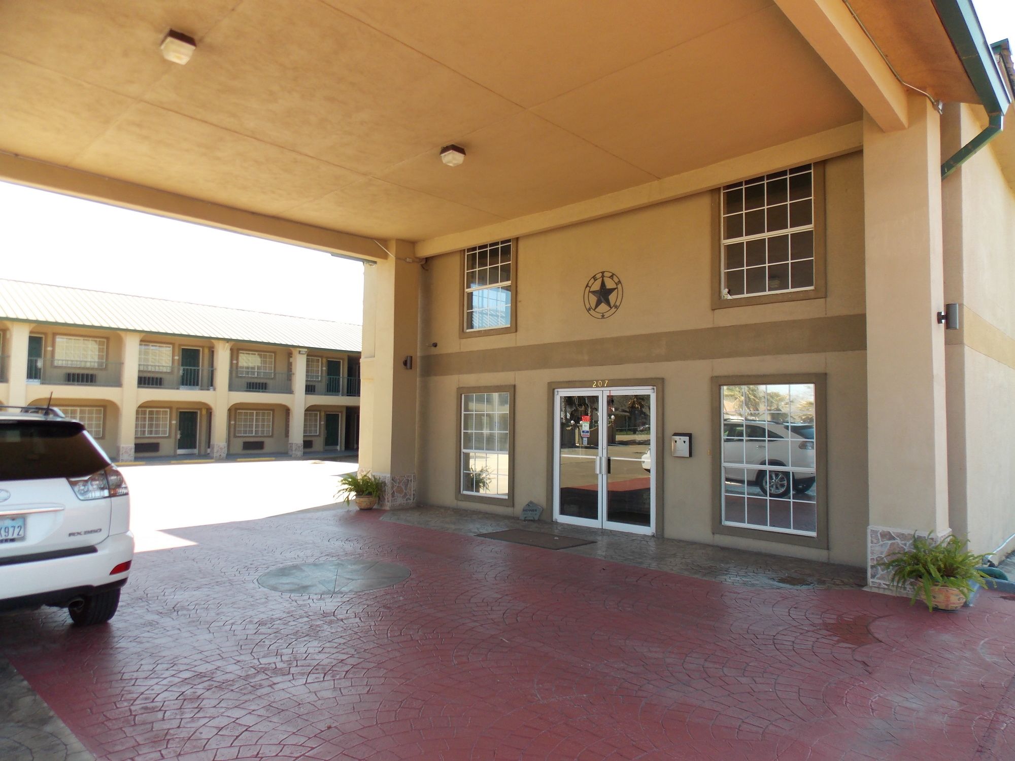 Best Western Executive Inn