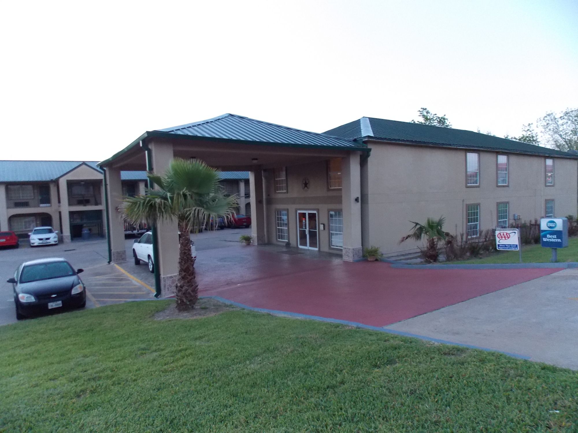 Best Western Executive Inn