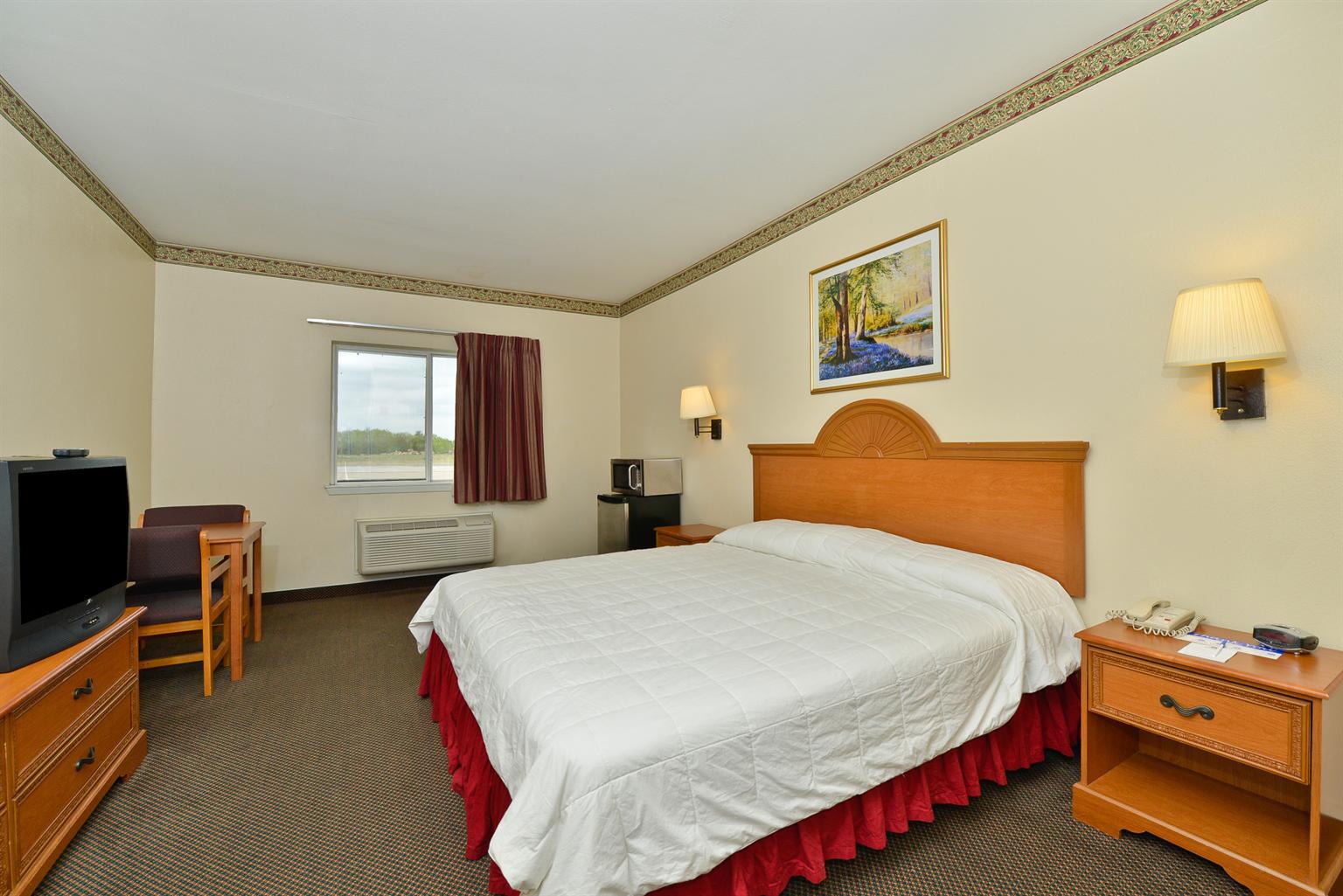 Americas Best Value Inn & Suites-haltom City/ft. Worth