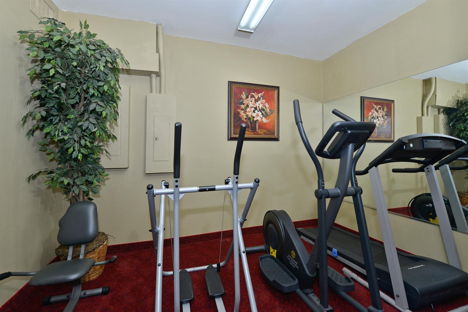 Americas Best Value Inn & Suites-haltom City/ft. Worth