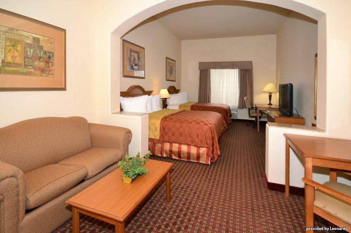 Best Western Casa Villa Inn & Suites