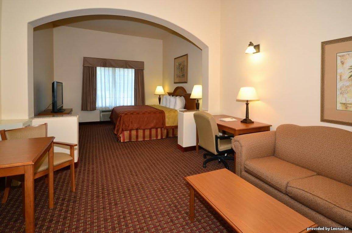 Best Western Casa Villa Inn & Suites