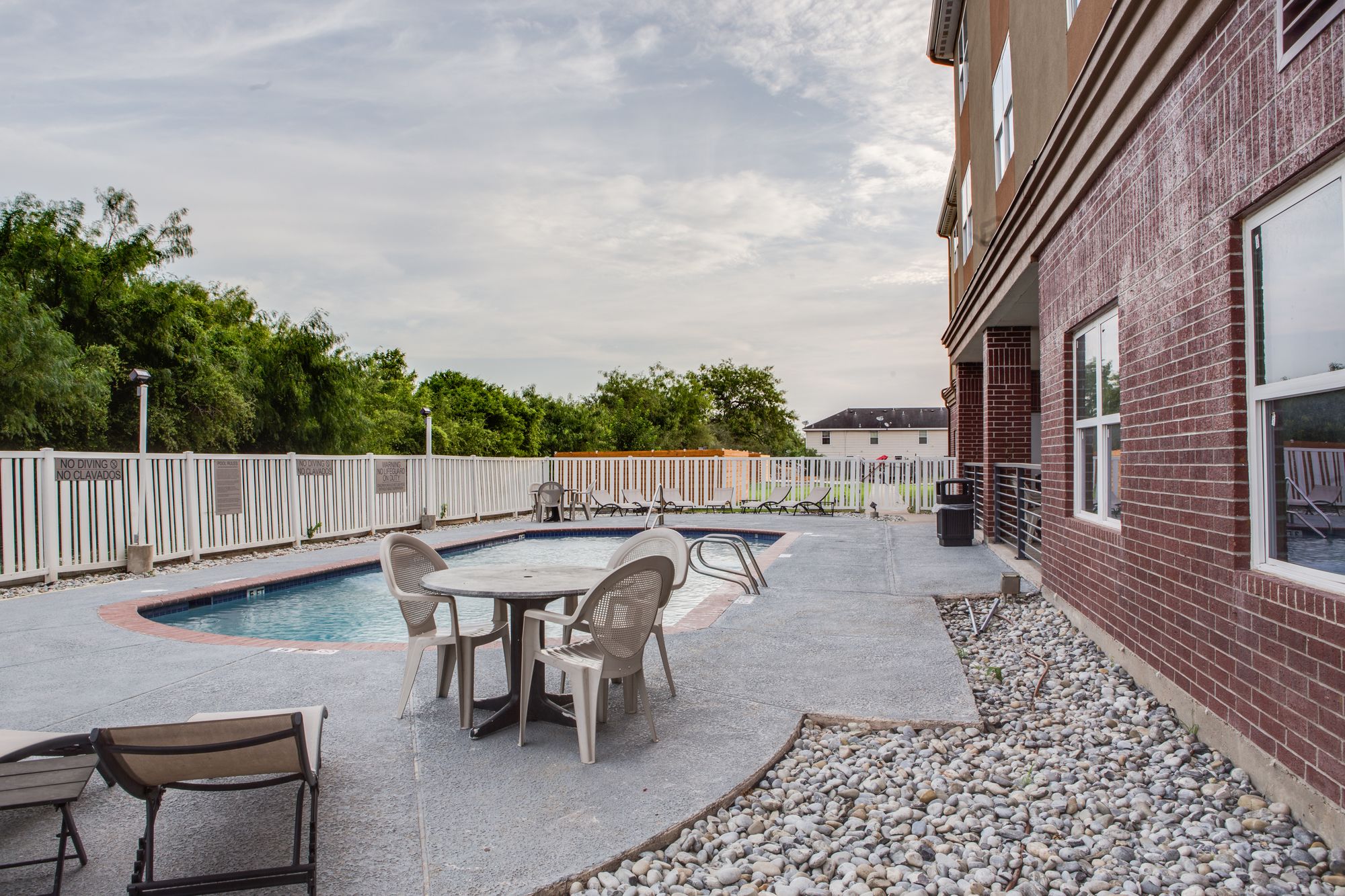 Country Inn & Suites by Radisson, Harlingen, TX