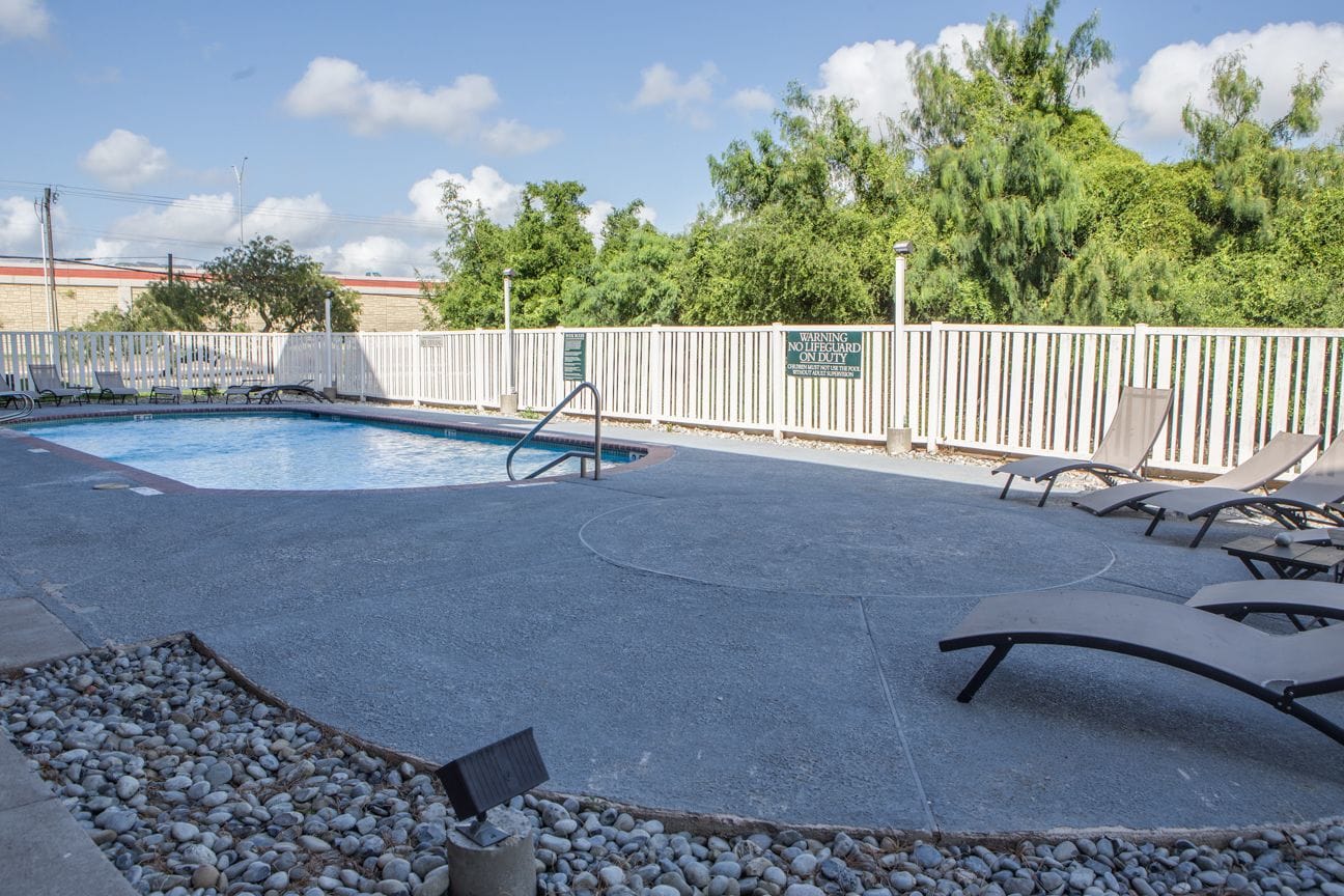 Country Inn & Suites by Radisson, Harlingen, TX